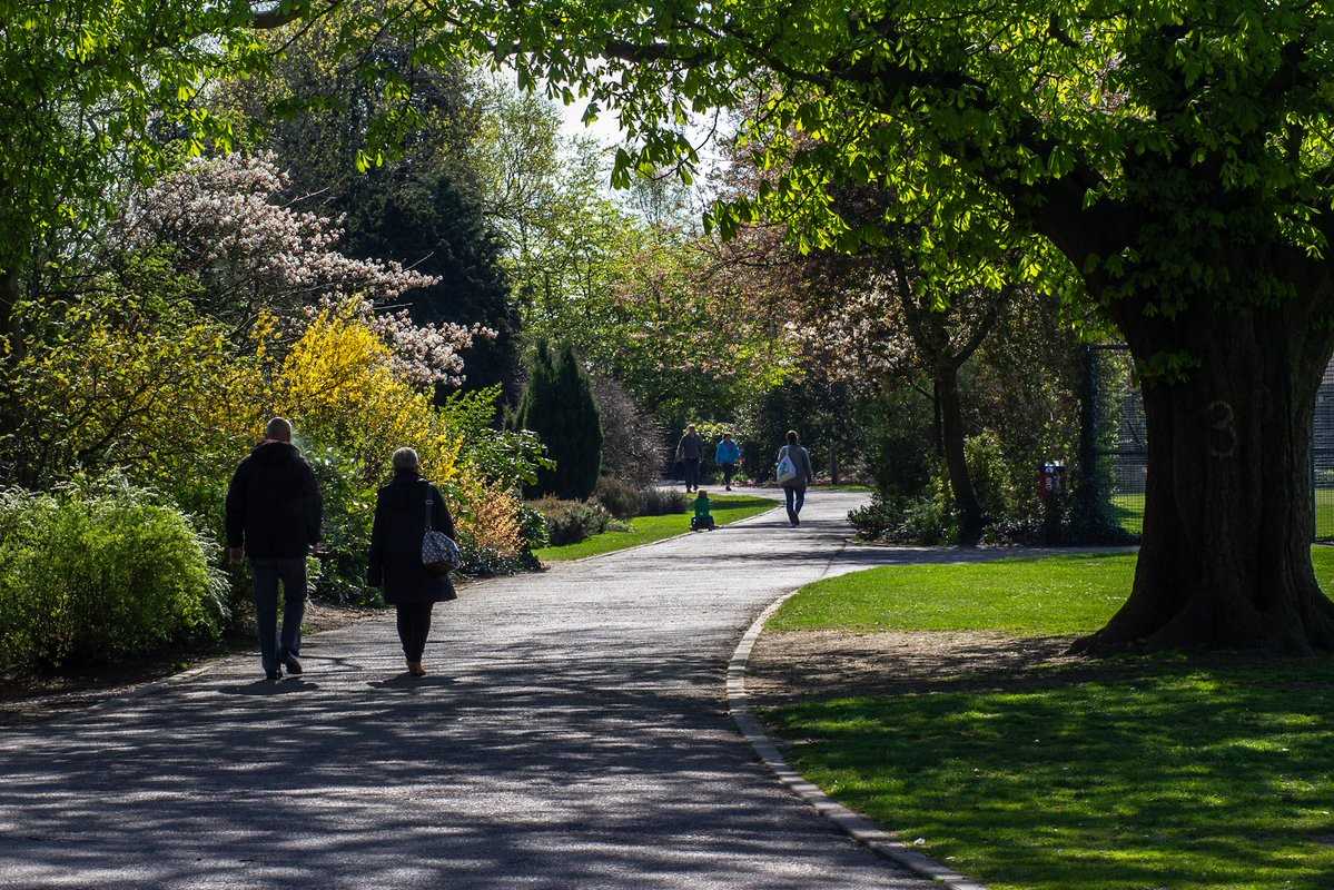 A Spring walk in Kings Heath Park, Birmingham (April 2019)